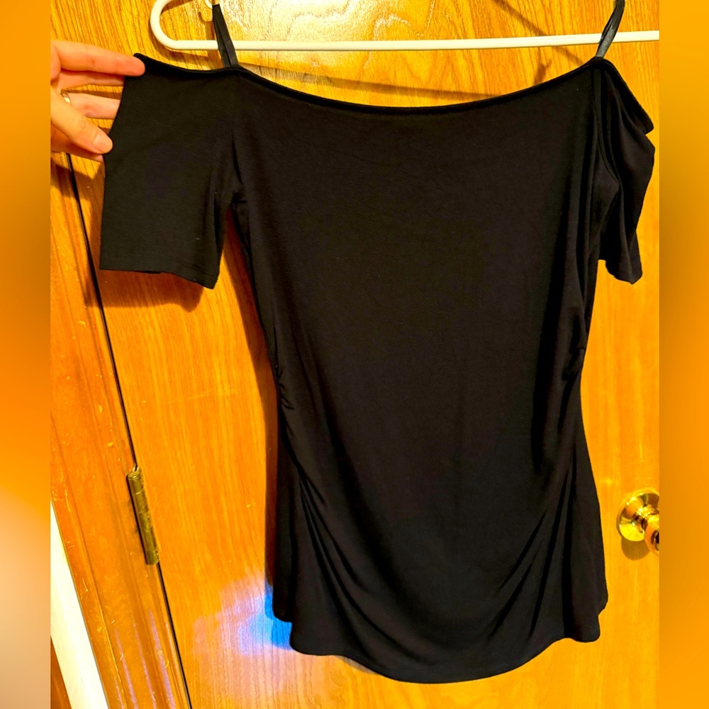 WHBM black off the shoulder short sleeve top XS